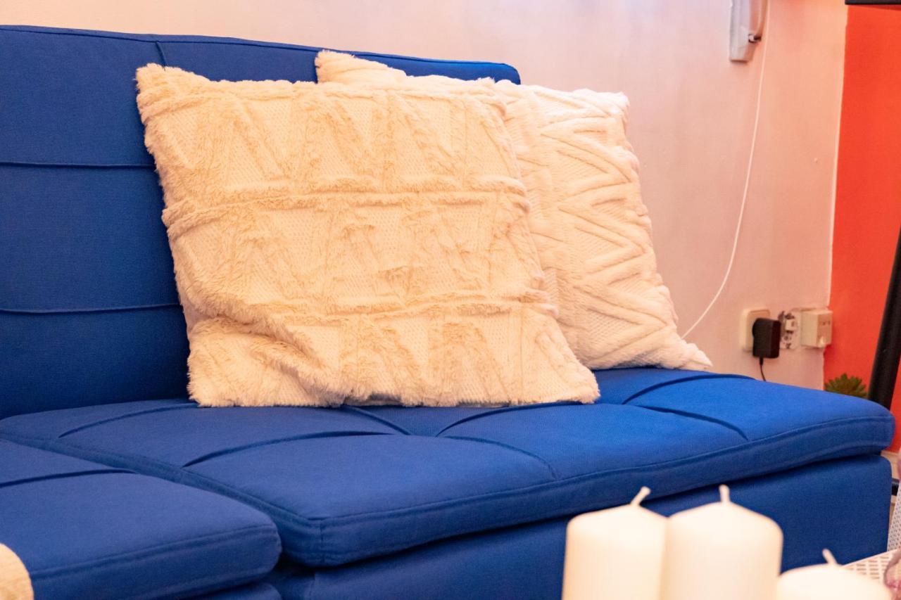 Appartamento Gran Via Central Lovely Private Apt In The Heart Of Chueca Madrid Esterno foto